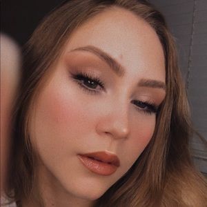 Meet your Posher, Ivanna